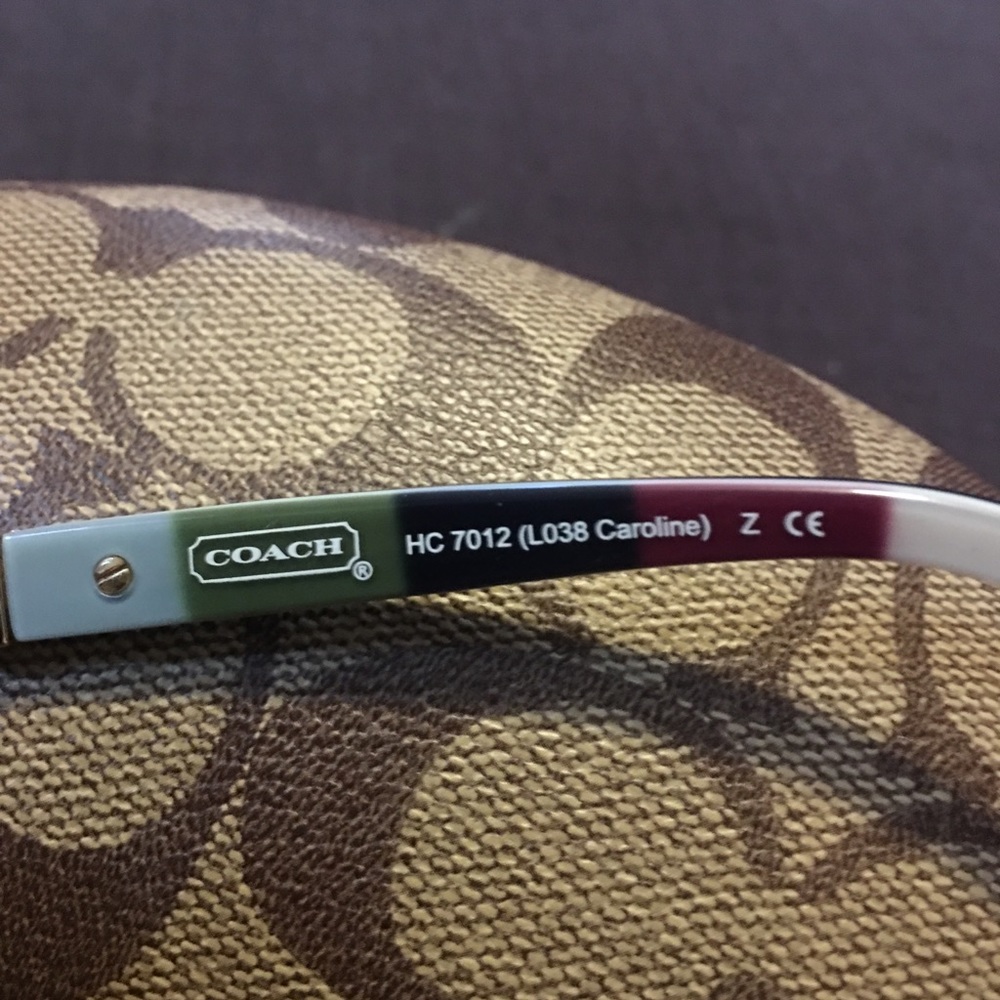 Coach sunglasses - Picture 3 of 5